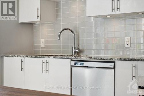 419 - 7 Marquette Avenue, Ottawa, ON - Indoor Photo Showing Kitchen