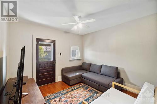 347 St Patrick Street, Ottawa, ON - Indoor Photo Showing Living Room