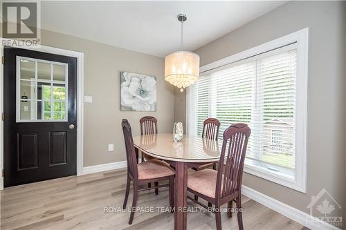 259 3 Mile, Lanark Highlands, ON - Indoor Photo Showing Dining Room