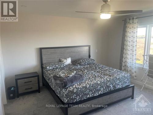 300 Appalachian Circle, Ottawa, ON - Indoor Photo Showing Bedroom