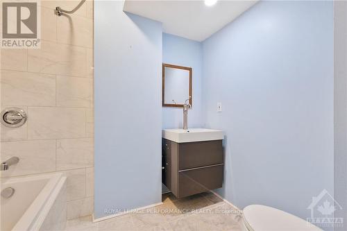 181 Northwestern Avenue, Ottawa, ON - Indoor Photo Showing Bathroom