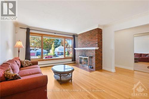 181 Northwestern Avenue, Ottawa, ON - Indoor Photo Showing Living Room With Fireplace