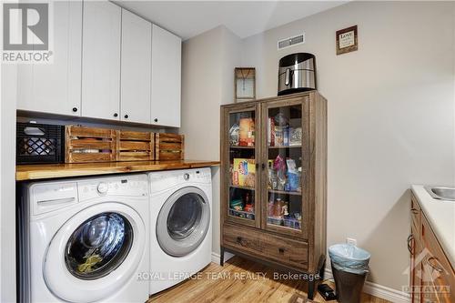 237 Kennedy Road, Greater Madawaska, ON - Indoor Photo Showing Laundry Room