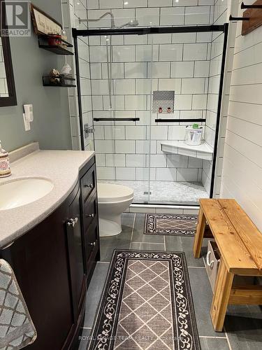 237 Kennedy Road, Greater Madawaska, ON - Indoor Photo Showing Bathroom