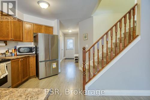 717 Paris Boulevard, Waterloo, ON - Indoor Photo Showing Kitchen