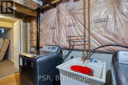 717 Paris Boulevard, Waterloo, ON - Indoor Photo Showing Laundry Room