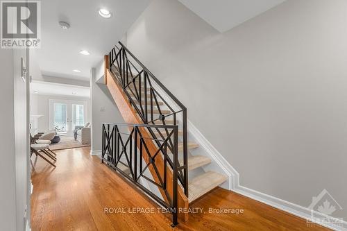 393 Mackay Street, Ottawa, ON - Indoor Photo Showing Other Room