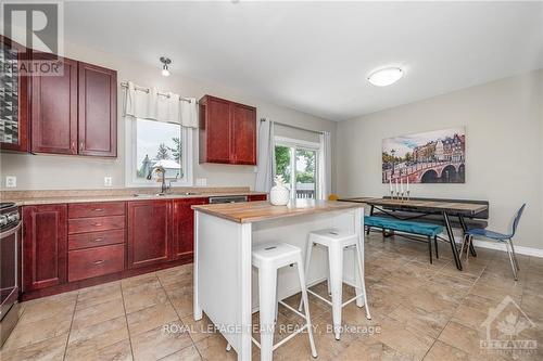 108 Sophie Lane, Merrickville-Wolford, ON - Indoor Photo Showing Kitchen With Double Sink