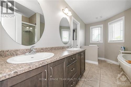 108 Sophie Lane, Merrickville-Wolford, ON - Indoor Photo Showing Bathroom