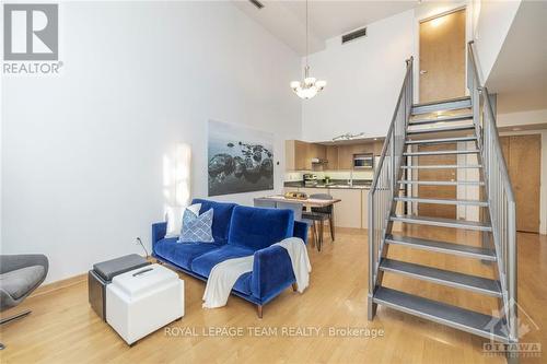 109 - 29 Main Street, Ottawa, ON - Indoor Photo Showing Living Room