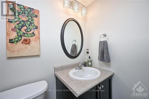 111 Talltree Crescent, Ottawa, ON - Indoor Photo Showing Bathroom