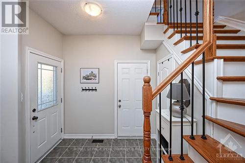 111 Talltree Crescent, Ottawa, ON - Indoor Photo Showing Other Room