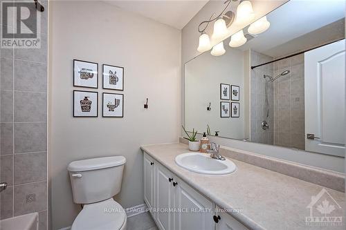 111 Talltree Crescent, Ottawa, ON - Indoor Photo Showing Bathroom