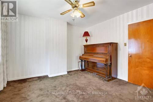 157 Anna Avenue, Ottawa, ON - Indoor Photo Showing Other Room