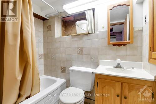 157 Anna Avenue, Ottawa, ON - Indoor Photo Showing Bathroom