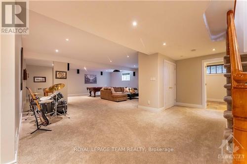 5422 Wadell Court, Ottawa, ON - Indoor