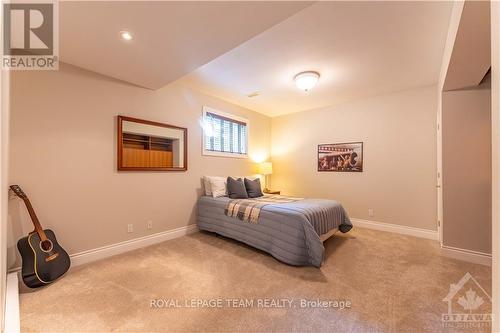 5422 Wadell Court, Ottawa, ON - Indoor Photo Showing Bedroom