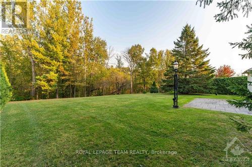 5422 Wadell Court, Ottawa, ON - Outdoor