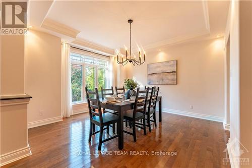 5422 Wadell Court, Ottawa, ON - Indoor Photo Showing Dining Room