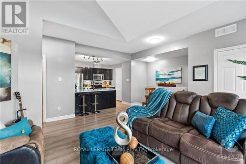 K - 1119 Stittsville Main Street, Ottawa, ON - Indoor Photo Showing Living Room