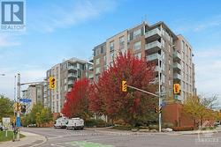 610 - 575 BYRON AVENUE  Ottawa, ON K2A 1R7