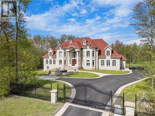 1413 Blackhorse Court, Ottawa, ON - Outdoor With Facade