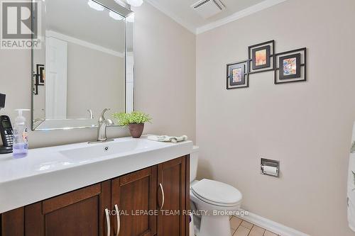 1901 Montereau Avenue, Ottawa, ON - Indoor Photo Showing Bathroom