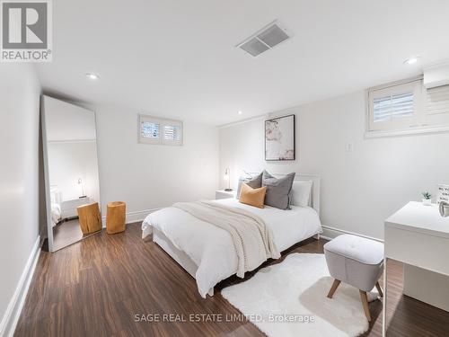 43 Lankin Boulevard, Toronto, ON - Indoor Photo Showing Bedroom