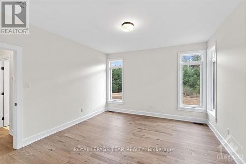 1166 Jamieson Lane, Horton, ON - Indoor Photo Showing Other Room