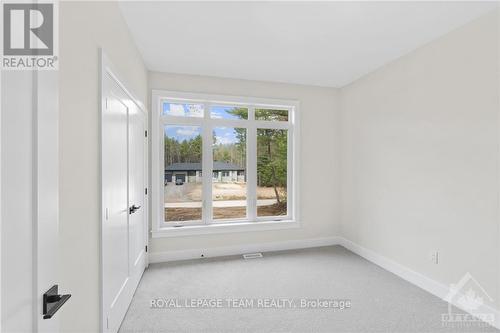 1166 Jamieson Lane, Horton, ON - Indoor Photo Showing Other Room