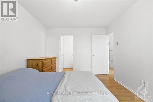 502 - 1025 Richmond Road, Ottawa, ON - Indoor Photo Showing Bedroom