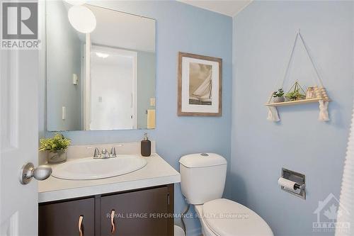 42 Compata Way, Ottawa, ON - Indoor Photo Showing Bathroom