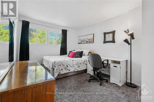 42 Compata Way, Ottawa, ON - Indoor Photo Showing Bedroom