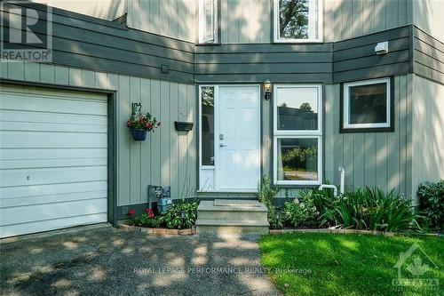 42 Compata Way, Ottawa, ON - Outdoor