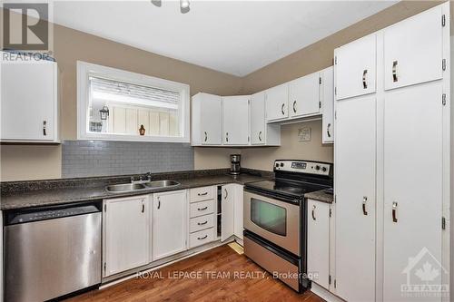 1134 O'Grady Street, Ottawa, ON - Indoor Photo Showing Kitchen With Double Sink