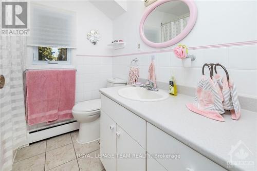 2689 Derby Street, Ottawa, ON - Indoor Photo Showing Bathroom