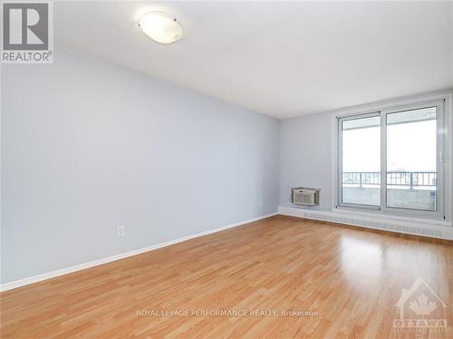 1805 - 1785 Frobisher Lane, Ottawa, ON - Indoor Photo Showing Other Room