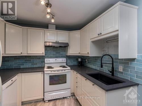 1-7 Timberview Way, Ottawa, ON - Indoor Photo Showing Kitchen