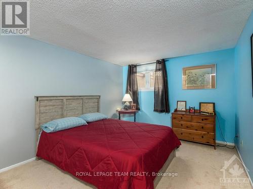 1-7 Timberview Way, Ottawa, ON - Indoor Photo Showing Bedroom