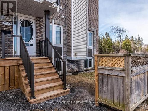 1-7 Timberview Way, Ottawa, ON - Outdoor