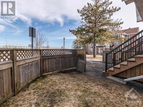 1-7 Timberview Way, Ottawa, ON - Outdoor