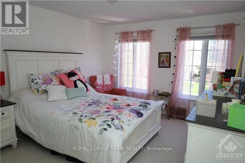 54 Macassa Circle, Ottawa, ON - Indoor Photo Showing Bedroom