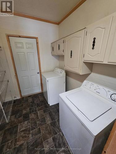 43 Trafalgar Street, Goderich (Goderich Town), ON - Indoor Photo Showing Laundry Room