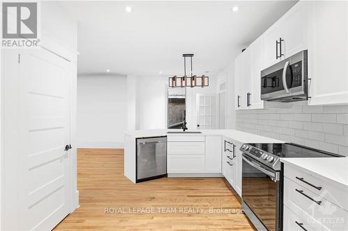 179-181 Cathcart Street, Ottawa, ON - Indoor Photo Showing Kitchen With Upgraded Kitchen