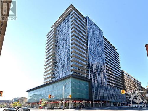 1705 - 324 Laurier Avenue, Ottawa, ON - Outdoor With Facade