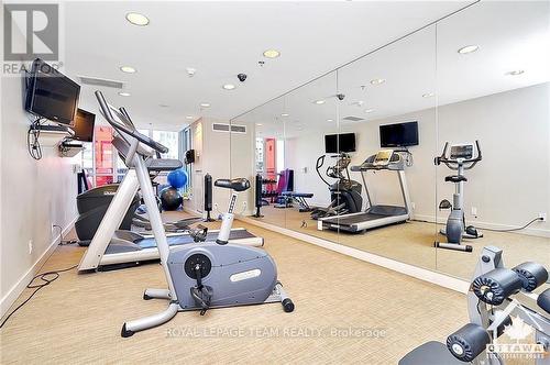 1705 - 324 Laurier Avenue, Ottawa, ON - Indoor Photo Showing Gym Room