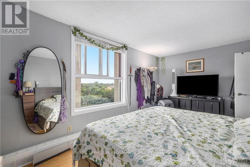 902 - 1785 Frobisher Lane, Ottawa, ON - Indoor Photo Showing Bedroom