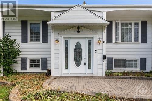 25 Saginaw Crescent, Ottawa, ON - Outdoor