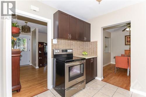 840 Cummings Avenue, Ottawa, ON - Indoor Photo Showing Kitchen