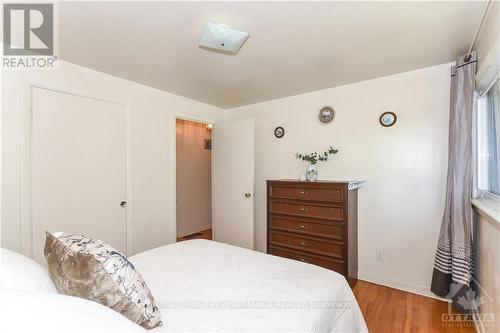 840 Cummings Avenue, Ottawa, ON - Indoor Photo Showing Bedroom